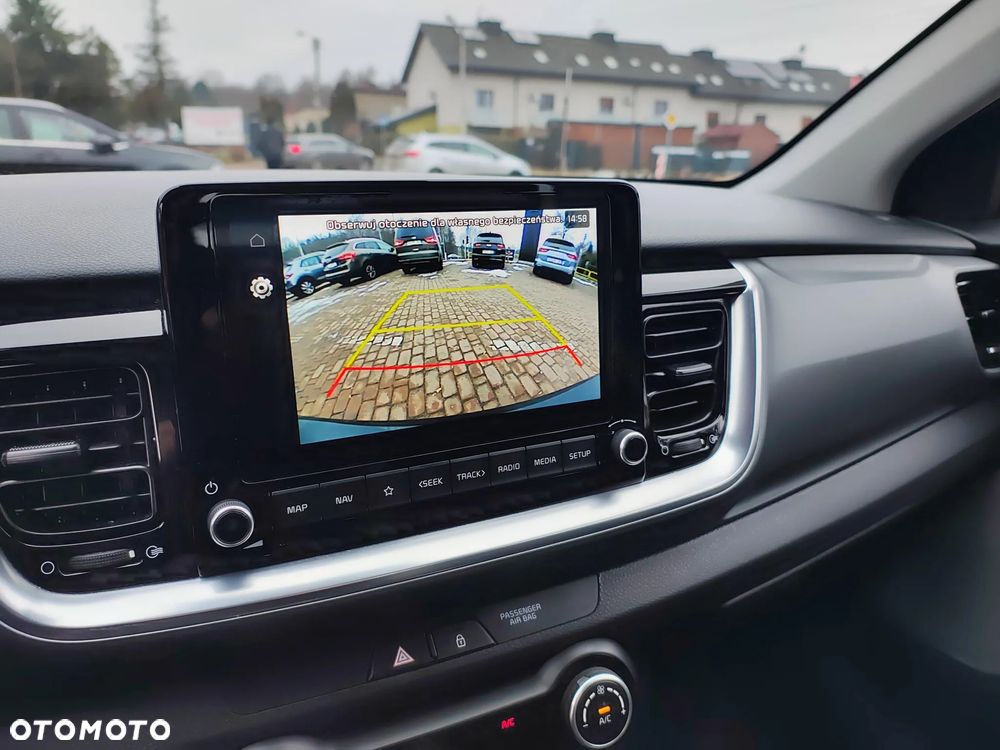 Kia Stonic 1.0 T-GDI L - 15