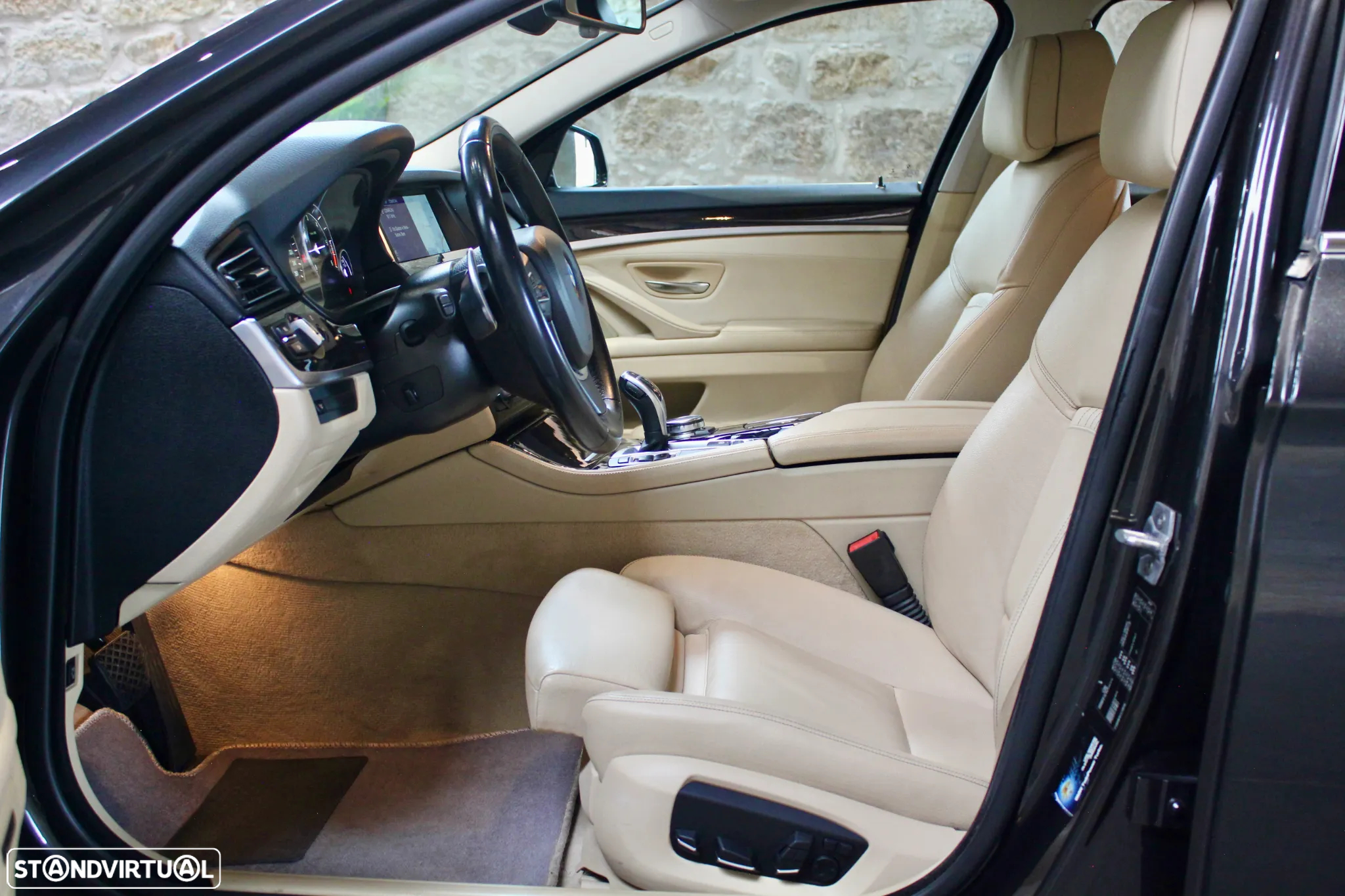 BMW 525 d Line Luxury Auto - 10
