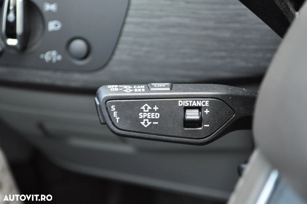 Audi A4 Avant 2.0 TFSI ultra S tronic - 36
