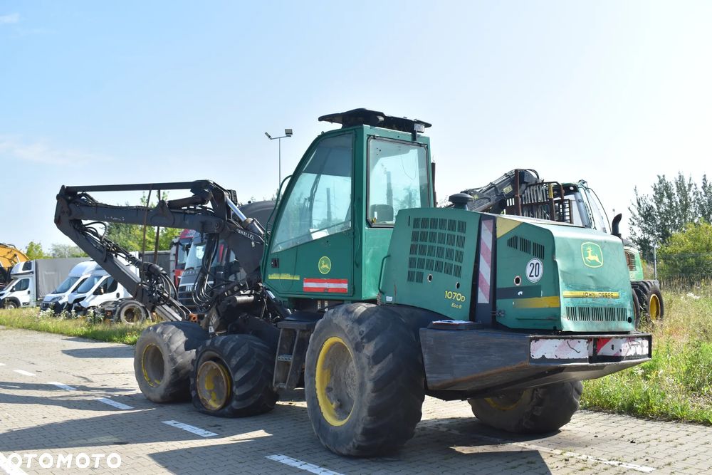 John Deere 1070D - 5