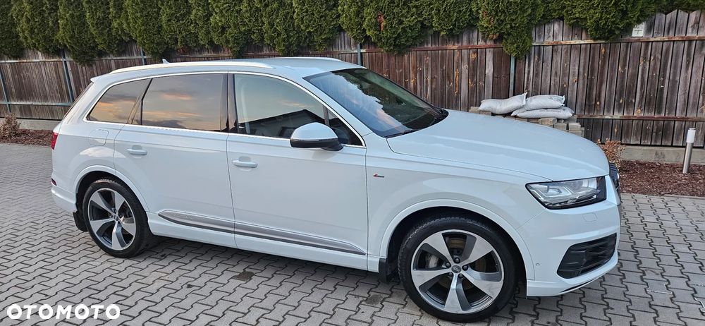 Audi Q7 - 12