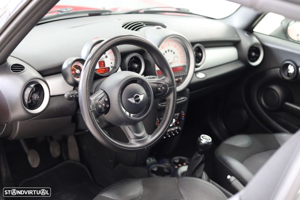 MINI Cabrio Cooper D - 8