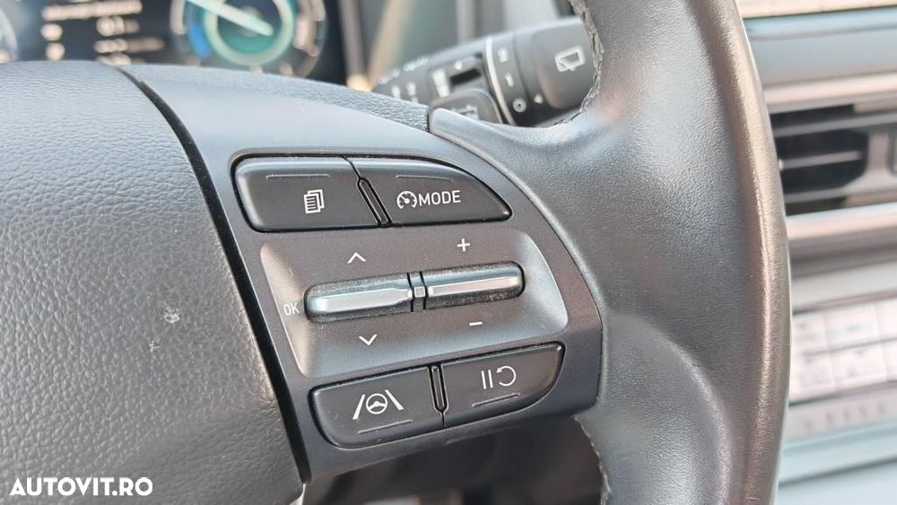 Hyundai KONA - 22