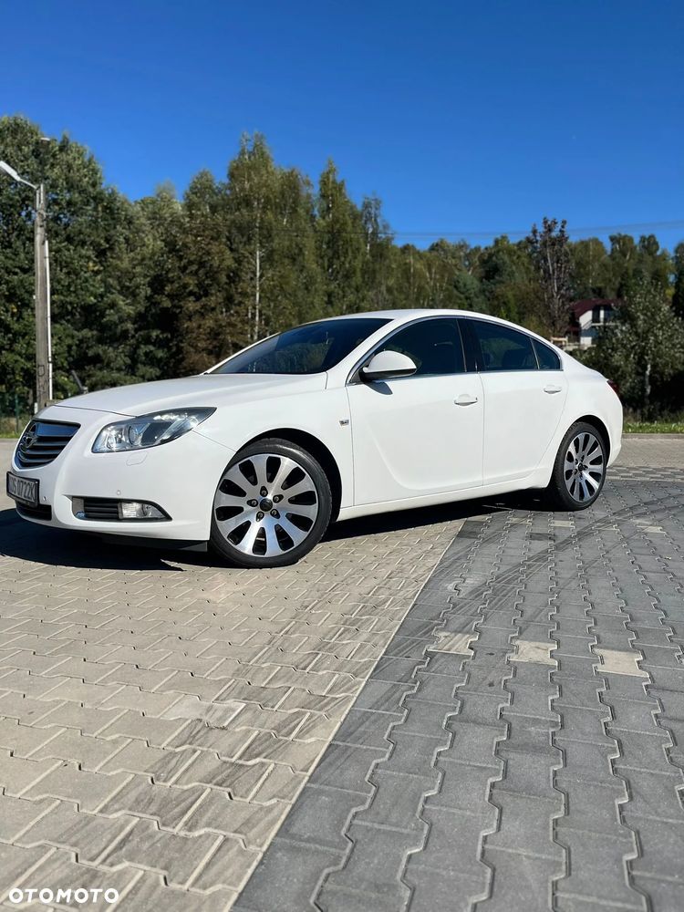 Opel Insignia - 1