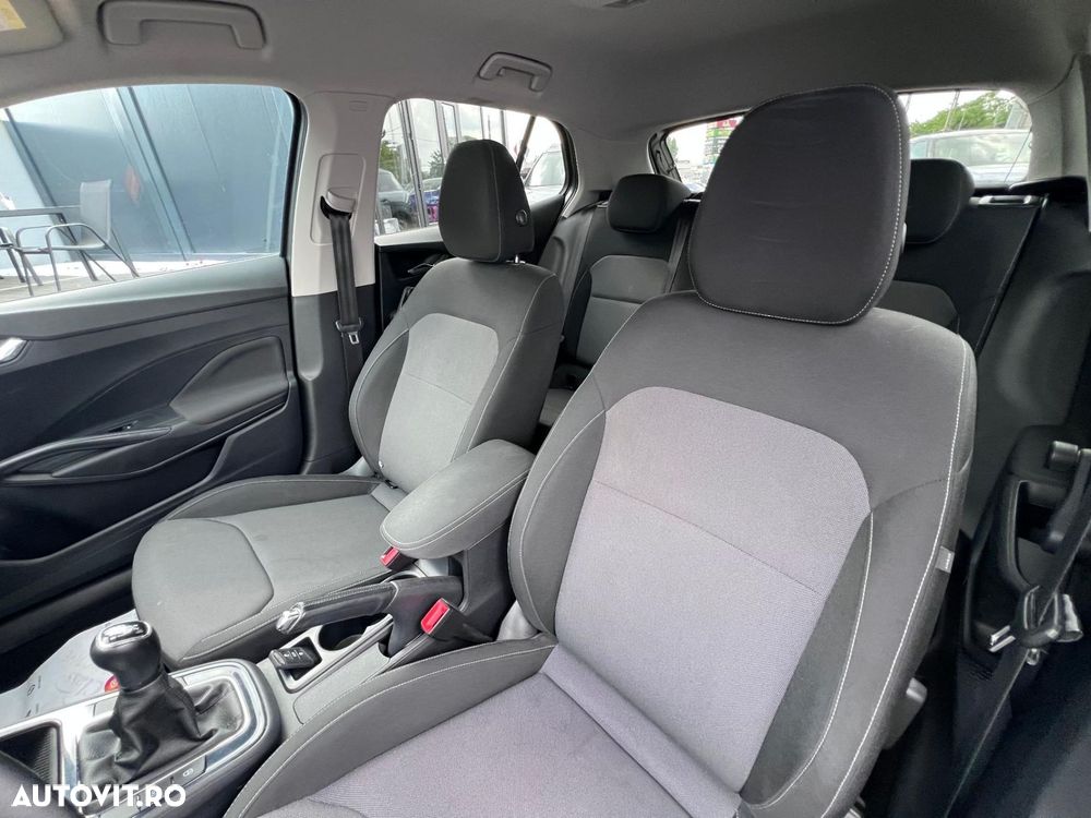 Skoda Fabia 1.0 MPI 80 CP Essence - 10
