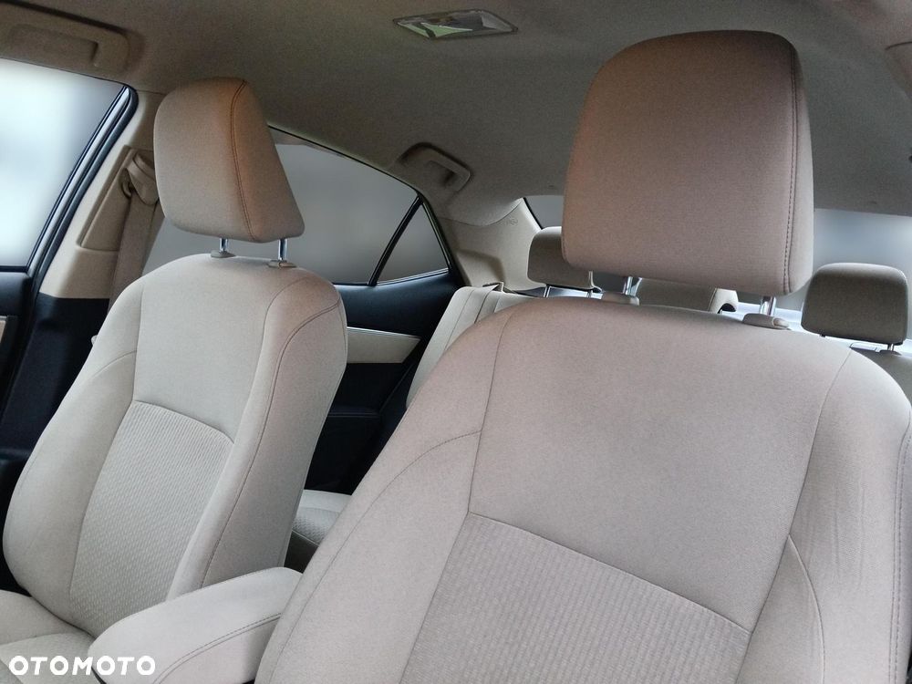 Toyota Corolla 1.6 Premium EU6 - 13