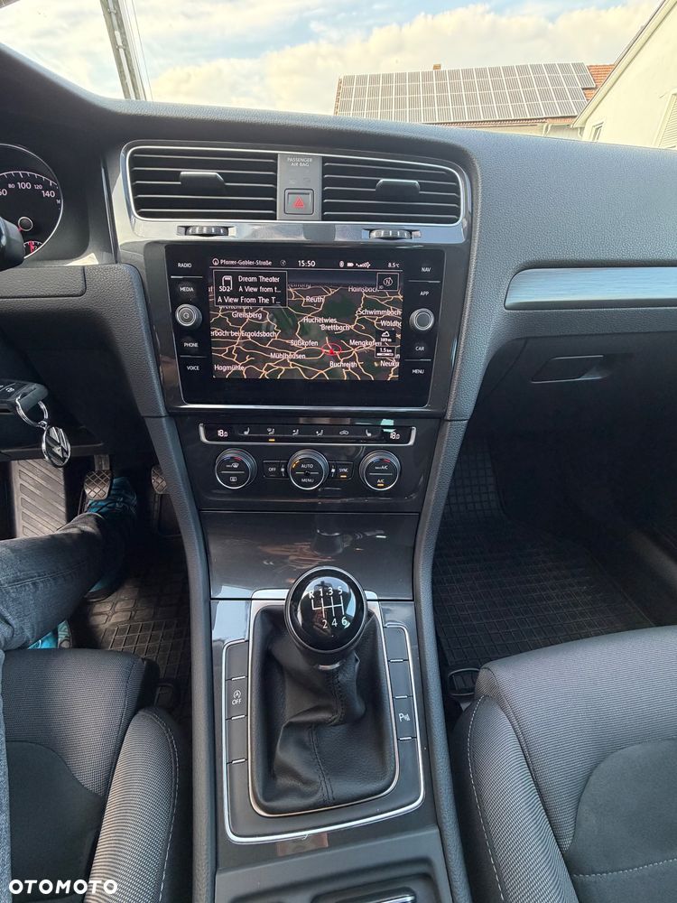 Volkswagen Golf 1.5 TSI BMT Comfortline - 15