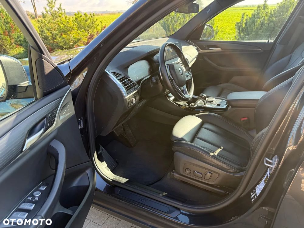 BMW X3 xDrive30i mHEV - 23