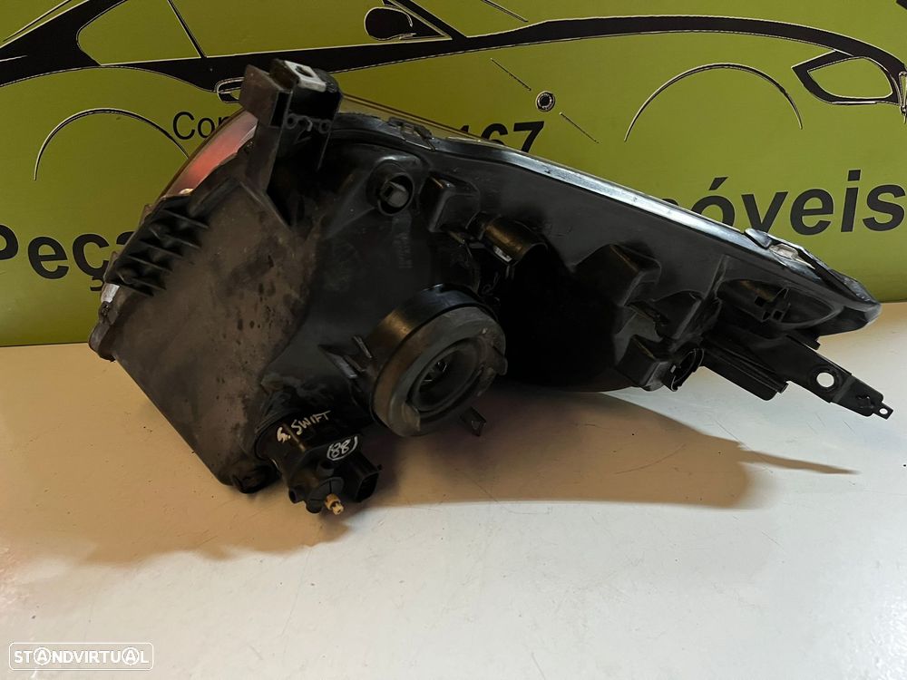 Suzuki Swift FAROL DIREITO - FF794 - 4
