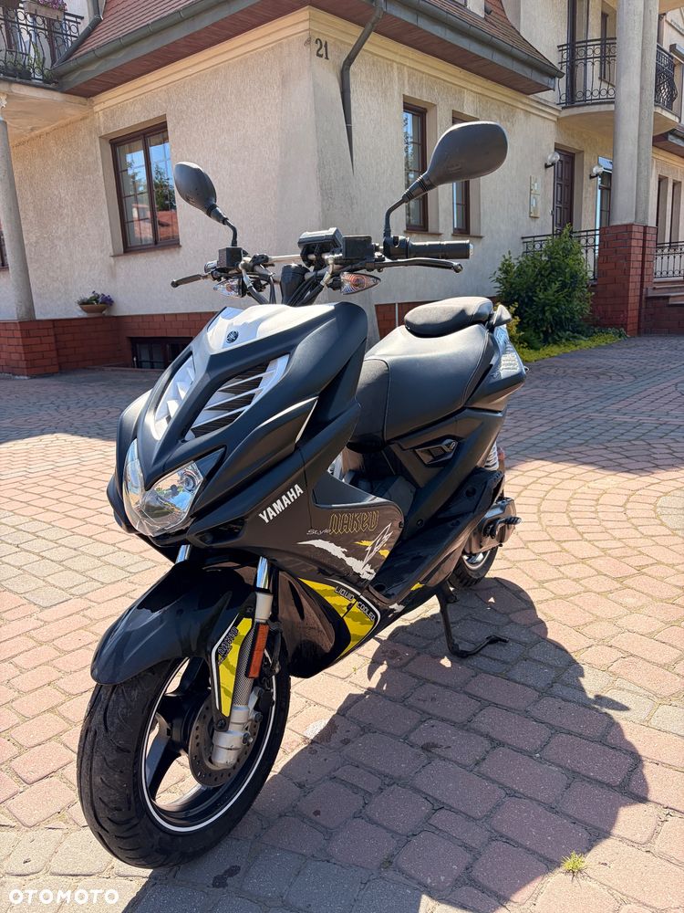 Yamaha Aerox - 4