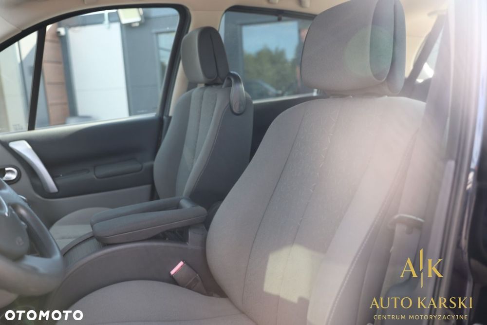 Renault Scenic - 28