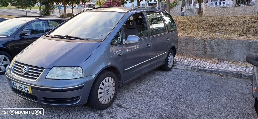 VW Sharan 2.0 TDI Confortline - 4
