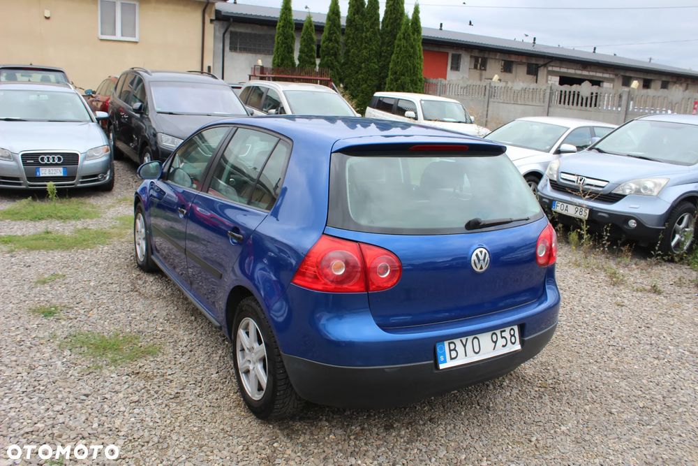 Volkswagen Golf V 1.6 Comfortline - 3