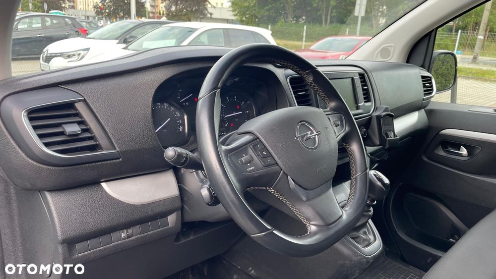 Opel Vivaro - 13
