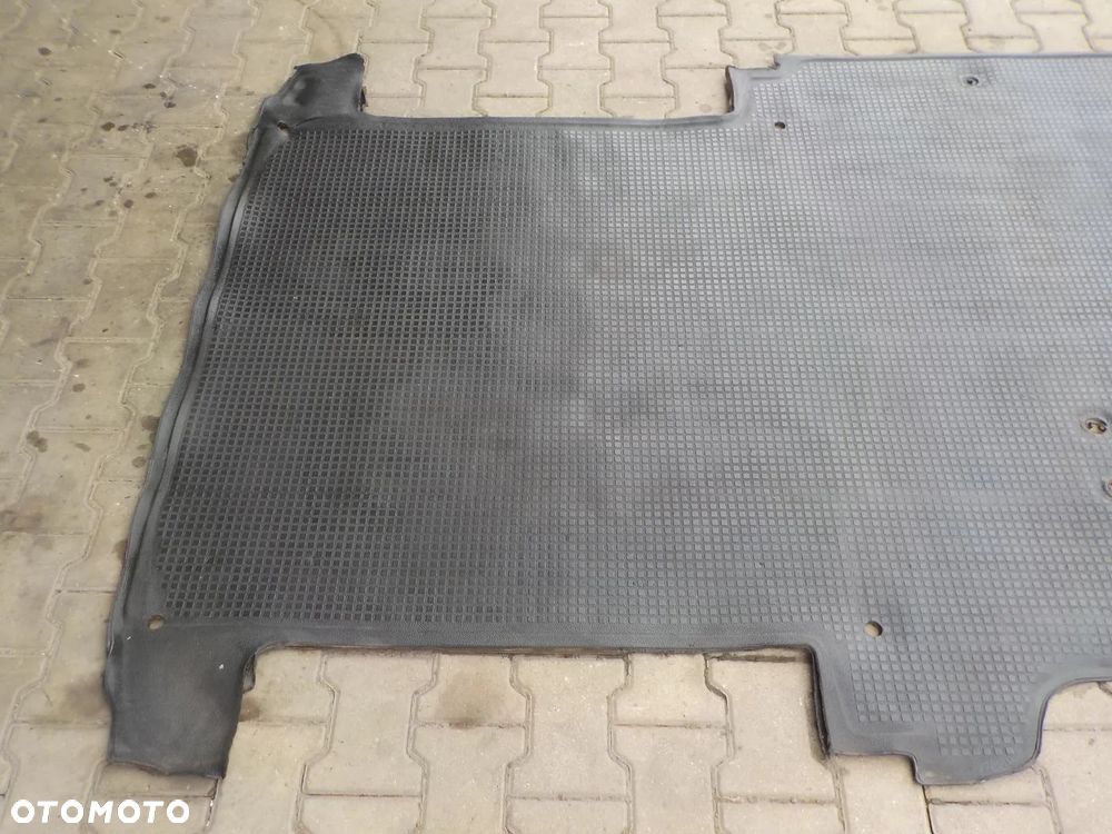 VW T4 96- WYKŁADZINA GUMA PODŁOGA TYŁ KRÓTKI - 5