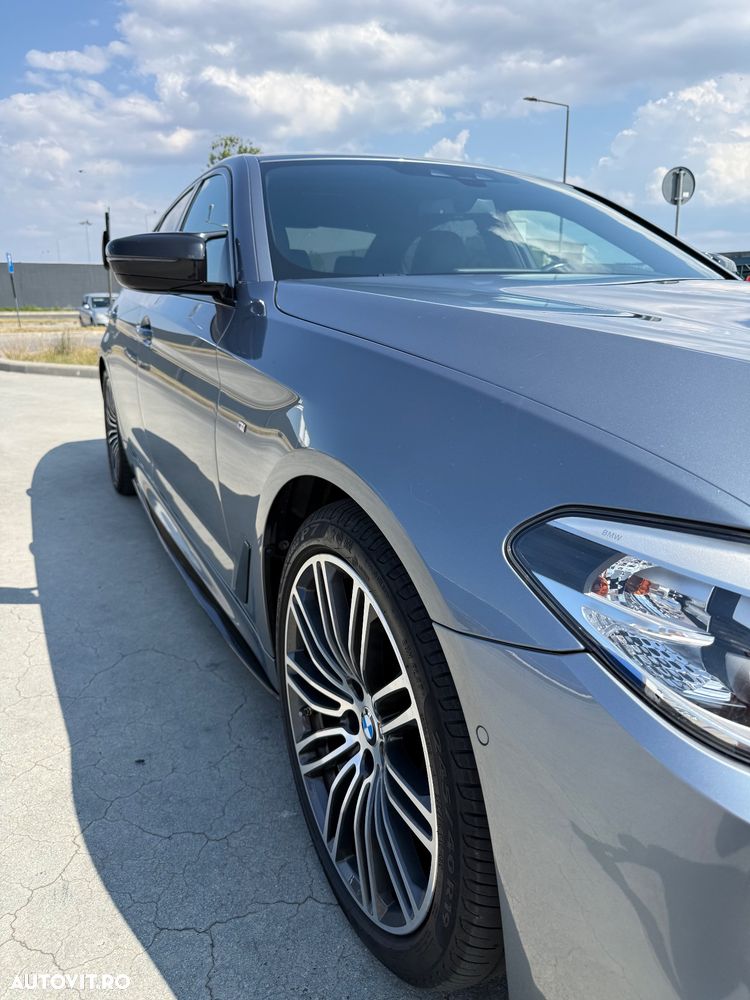 BMW Seria 5 530d xDrive AT - 14