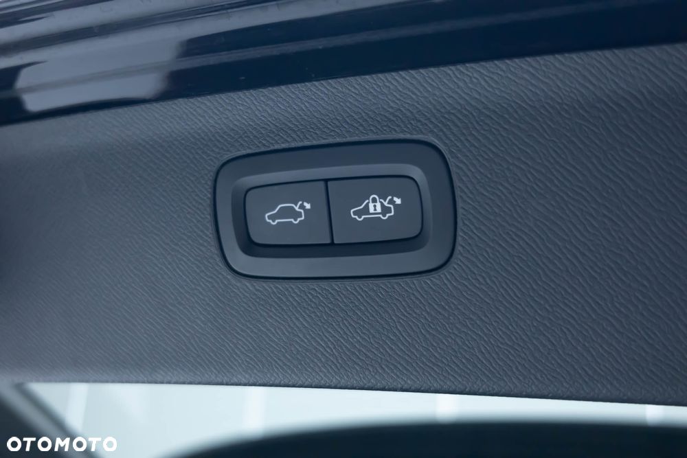 Volvo XC 90 T8 AWD Recharge Ultimate Bright - 36