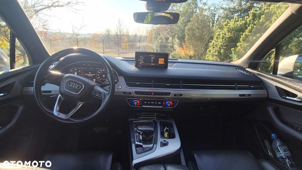 Audi Q7 - 10