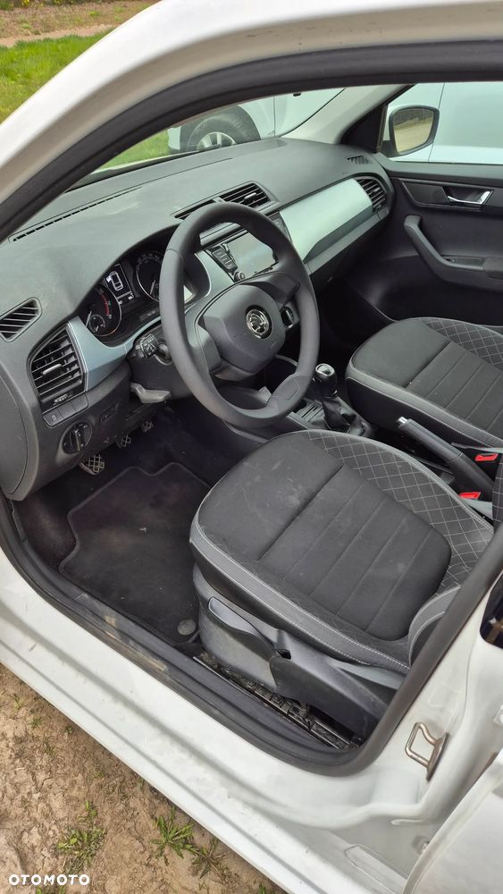 Skoda Fabia 1.0 TSI Ambition - 8