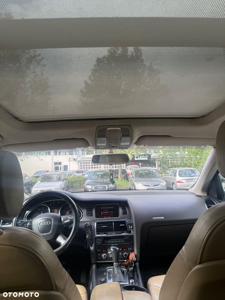 Audi Q7 - 8