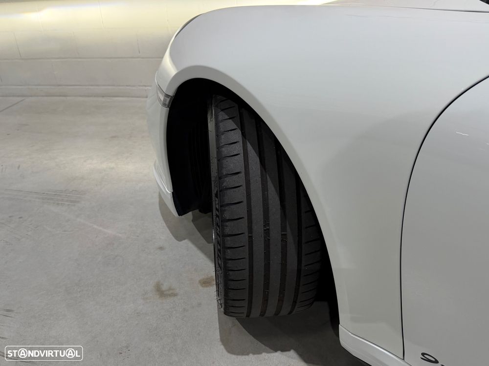 Porsche 911 (991) Turbo S Cabriolet - 50