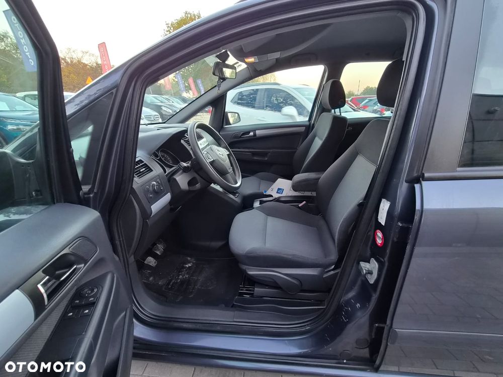 Opel Zafira 1.8 16V - 24