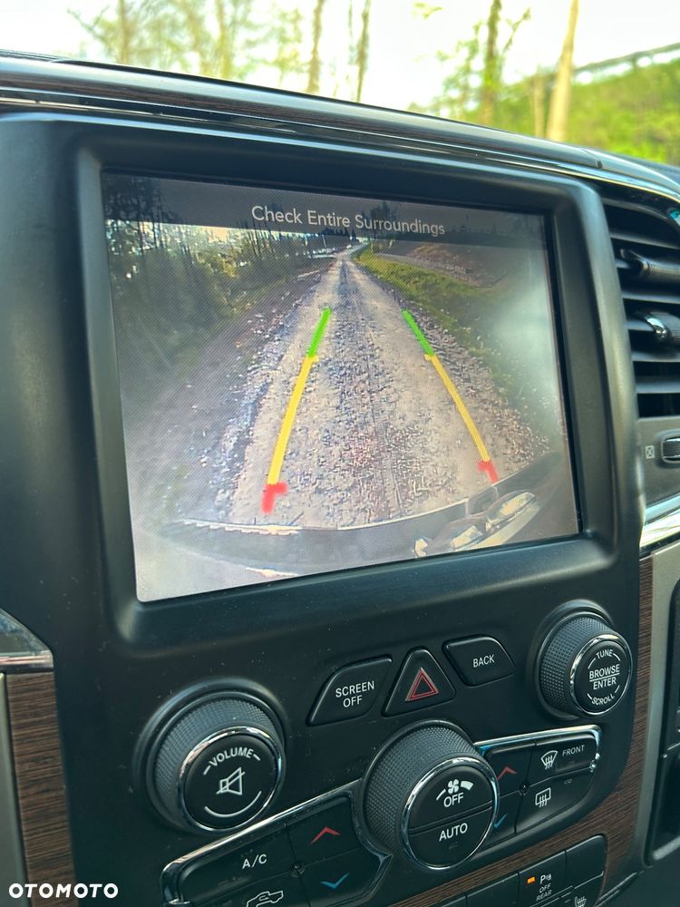 Dodge RAM 5.7 4x4 - 12