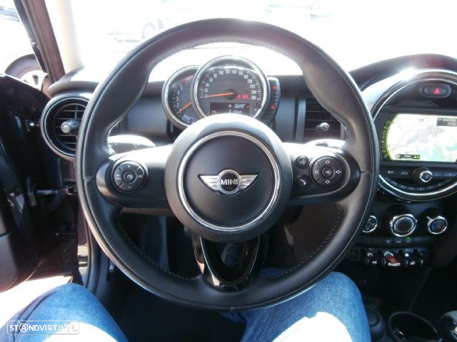 MINI 5 Portas One D - 21