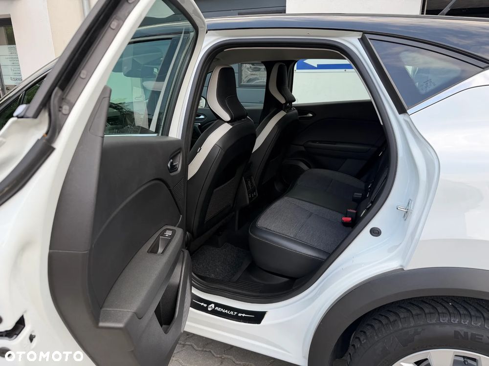Renault Captur 1.3 TCe mHEV Intens EDC - 14