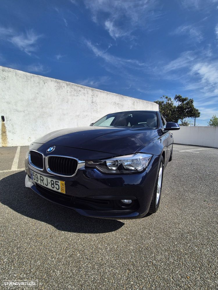 BMW 320 d ED Line Sport - 4