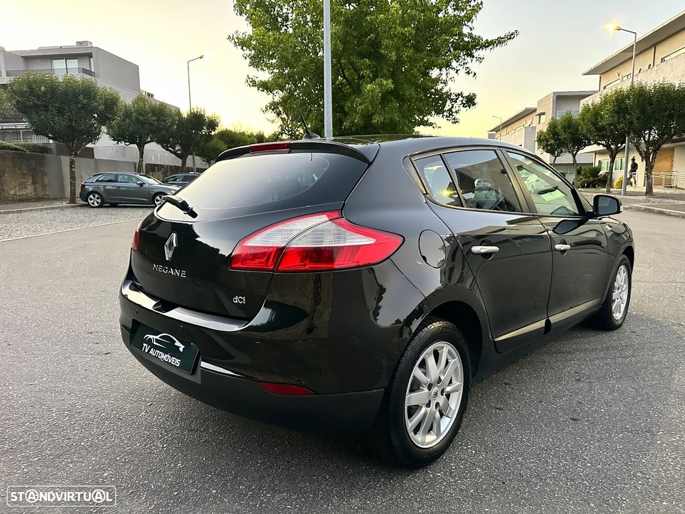 Renault Mégane 1.5 dCi Dynamique S - 9