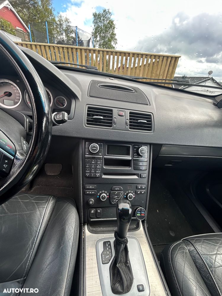 Volvo XC 90 D5 AWD Kinetic - 3