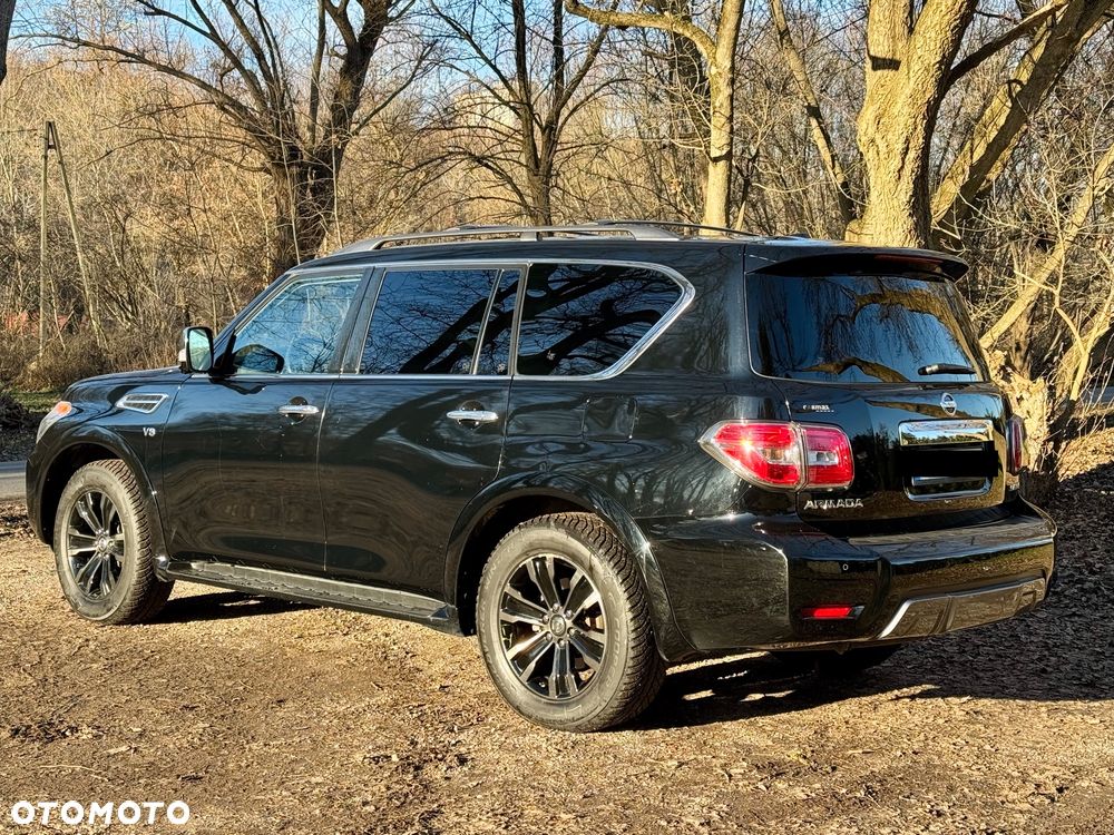Nissan Armada - 2