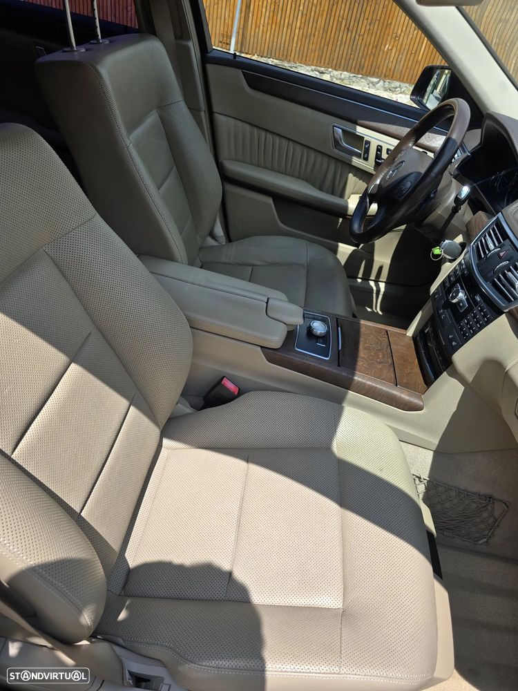Mercedes-Benz E 300 Bluetec Hybrid Avantgarde - 18