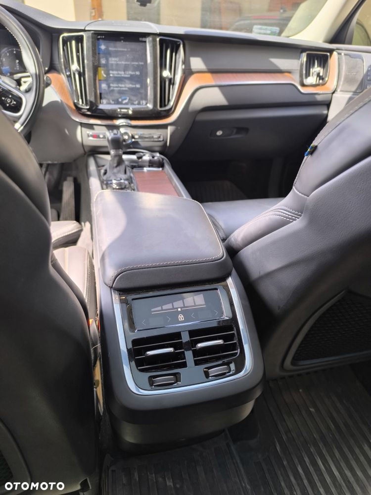 Volvo XC 60 - 5