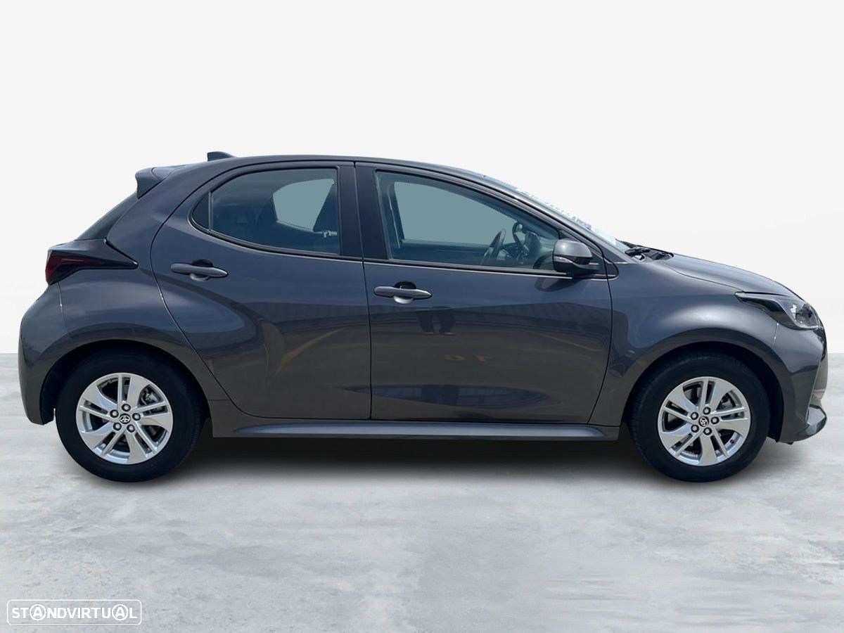 Toyota Yaris - 12