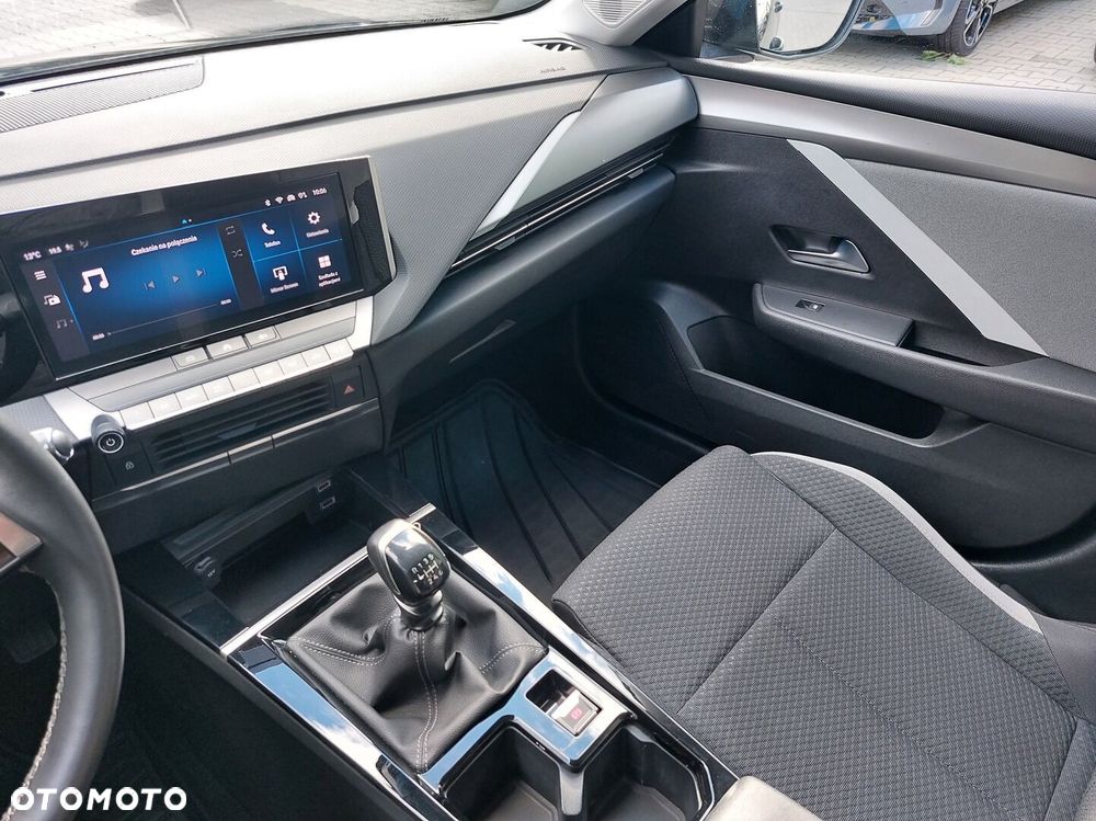 Opel Astra - 17