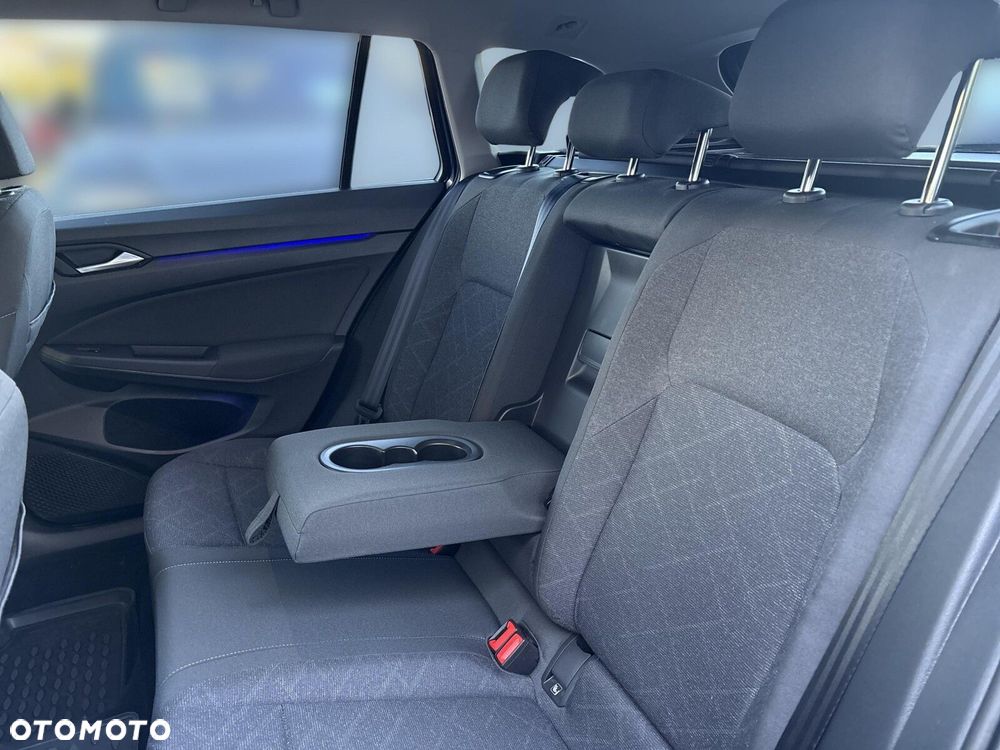Volkswagen Golf Variant - 18
