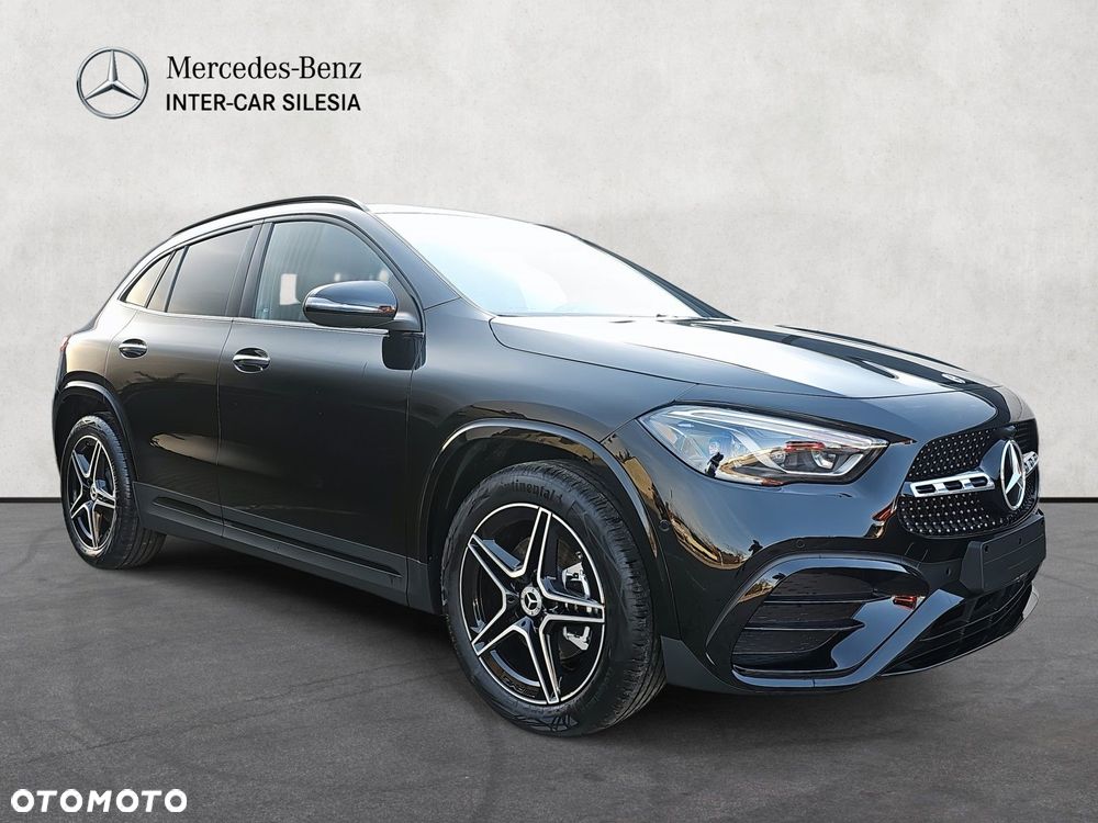 Mercedes-Benz GLA - 7