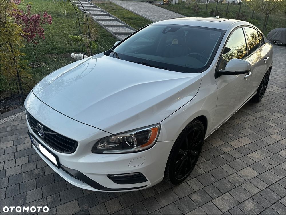 Volvo S60 T5 Geartronic Momentum - 1