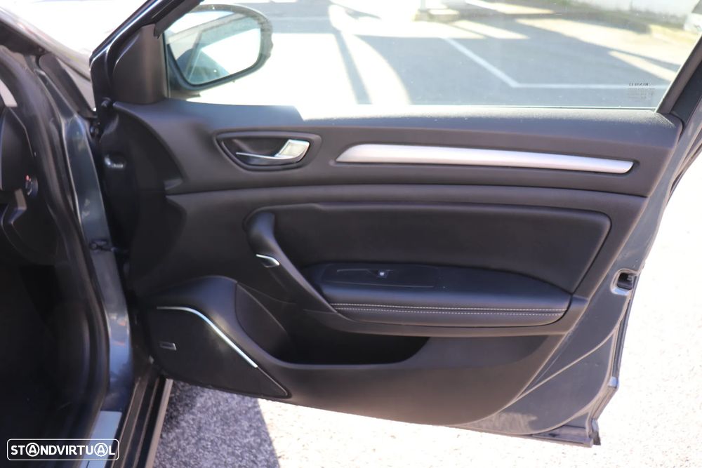 Renault Mégane 1.6 dCi Bose Edition - 16