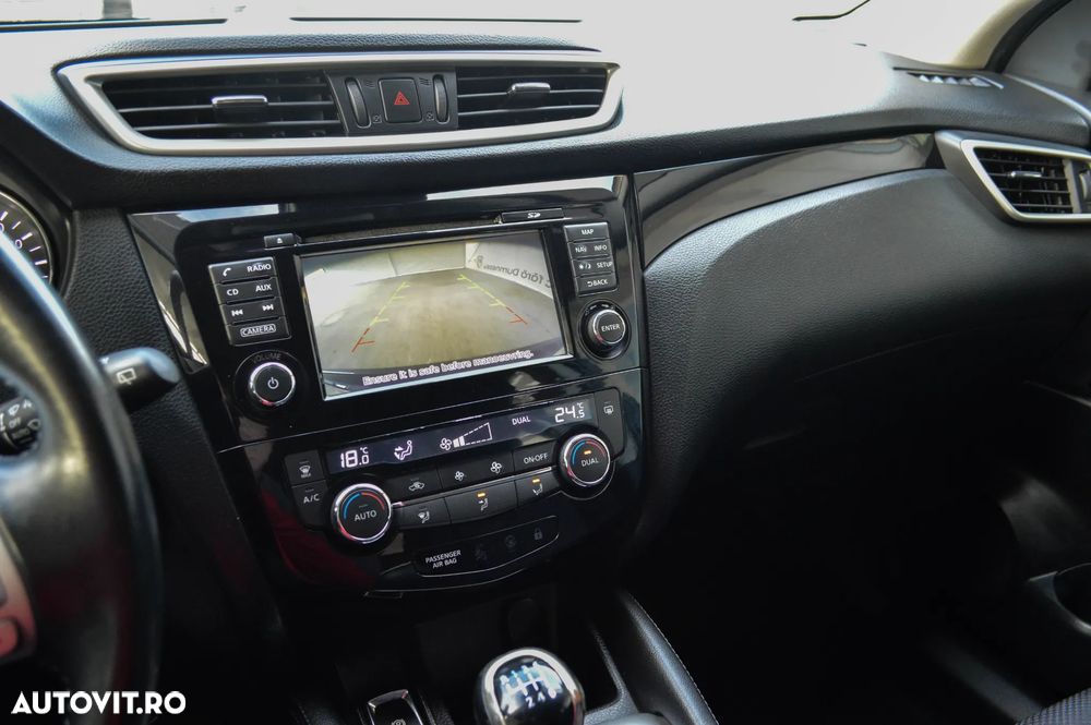 Nissan Qashqai 1.5 DCI N-Connecta - 7