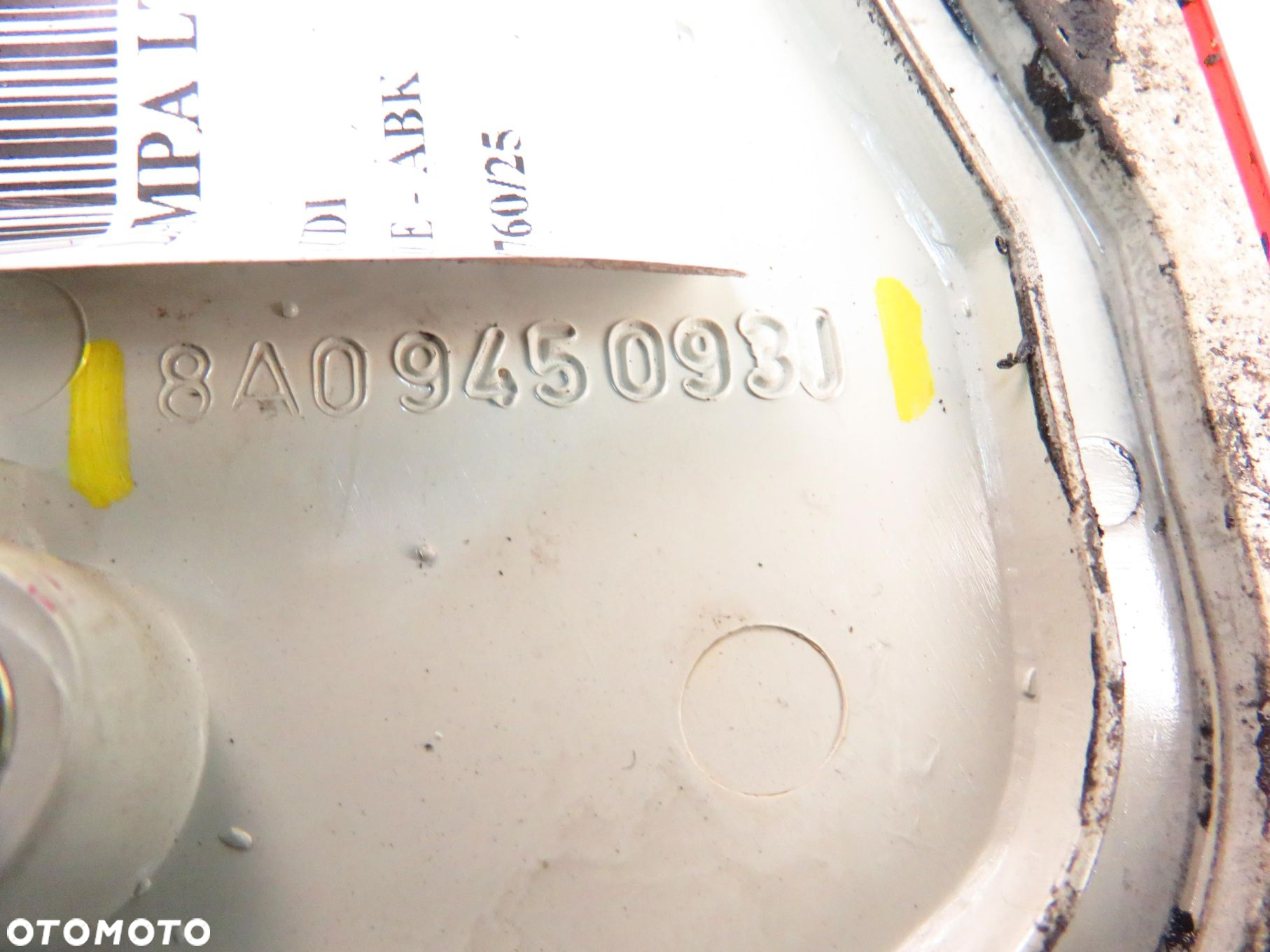 LAMPA LEWA TYLNA KLAPA AUDI 80 B4 8A0945093J - 12