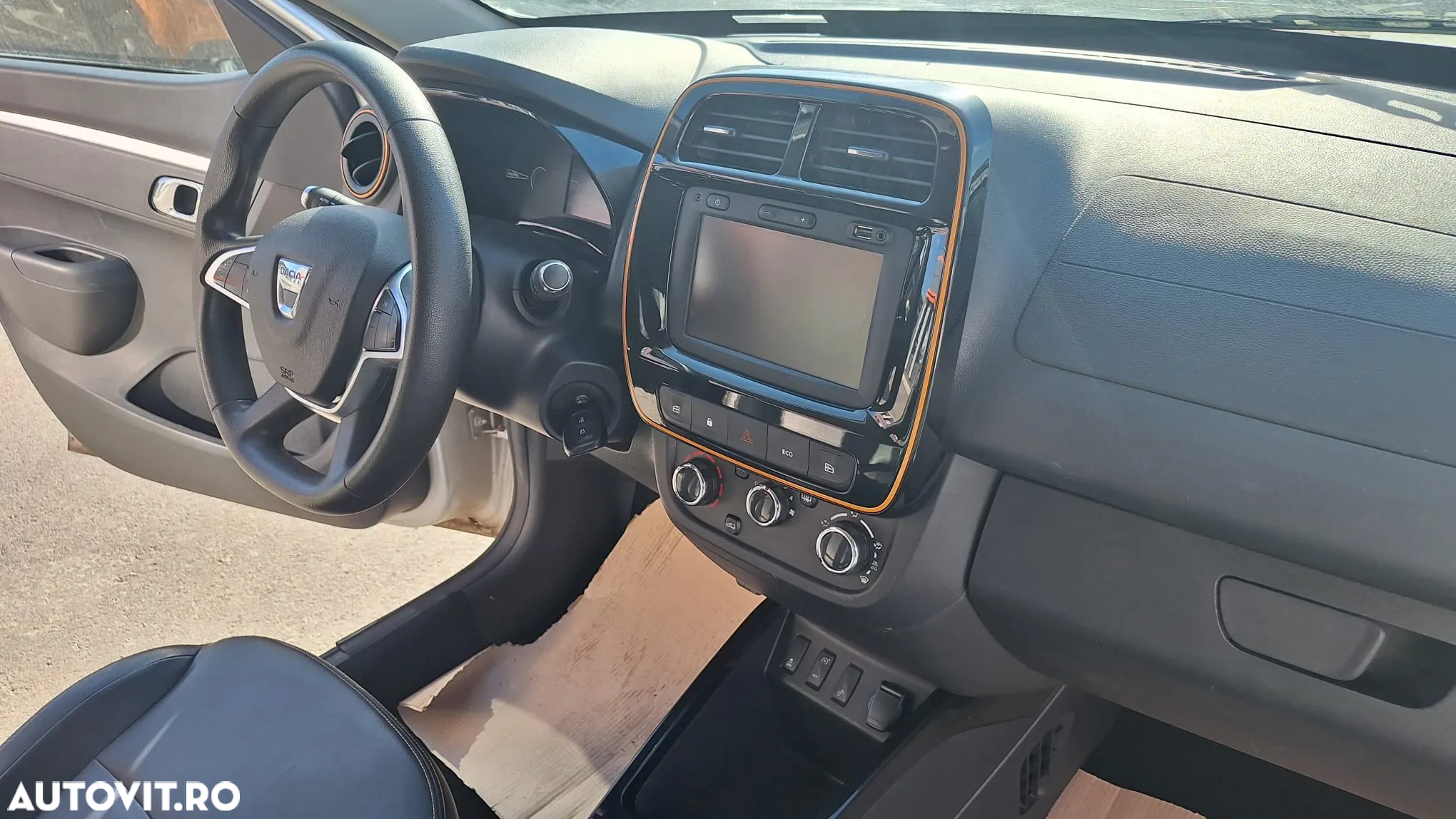 Dacia Spring Cargo Electric 45 (33kW) - 7