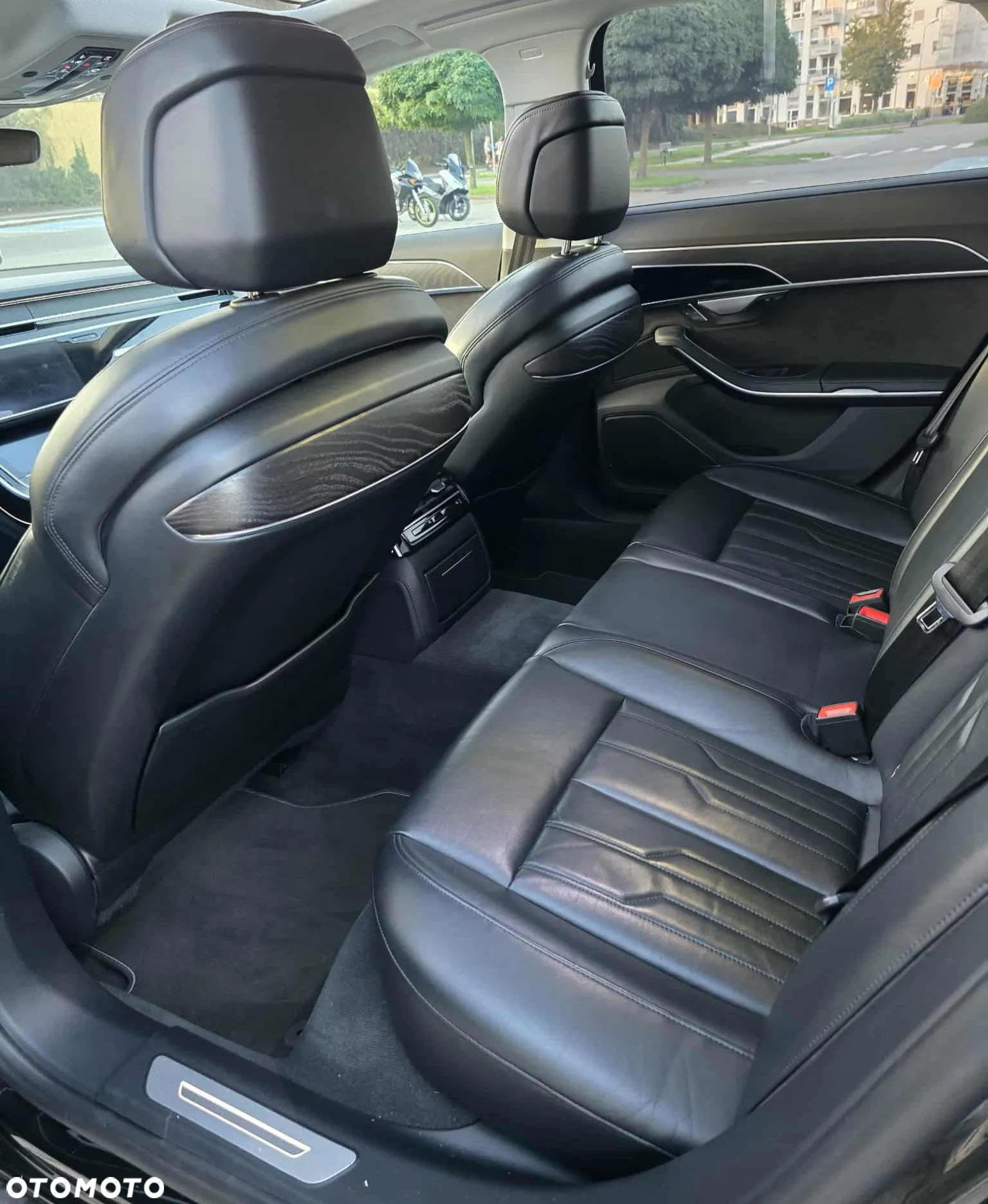 Audi A8 55 TFSI mHEV Quattro Tiptr - 27