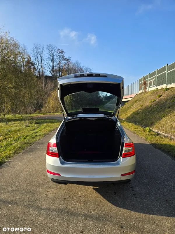 Skoda Octavia 1.6 TDI Ambition - 4