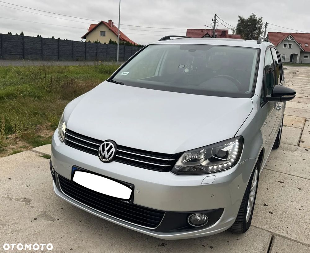 Volkswagen Touran - 4