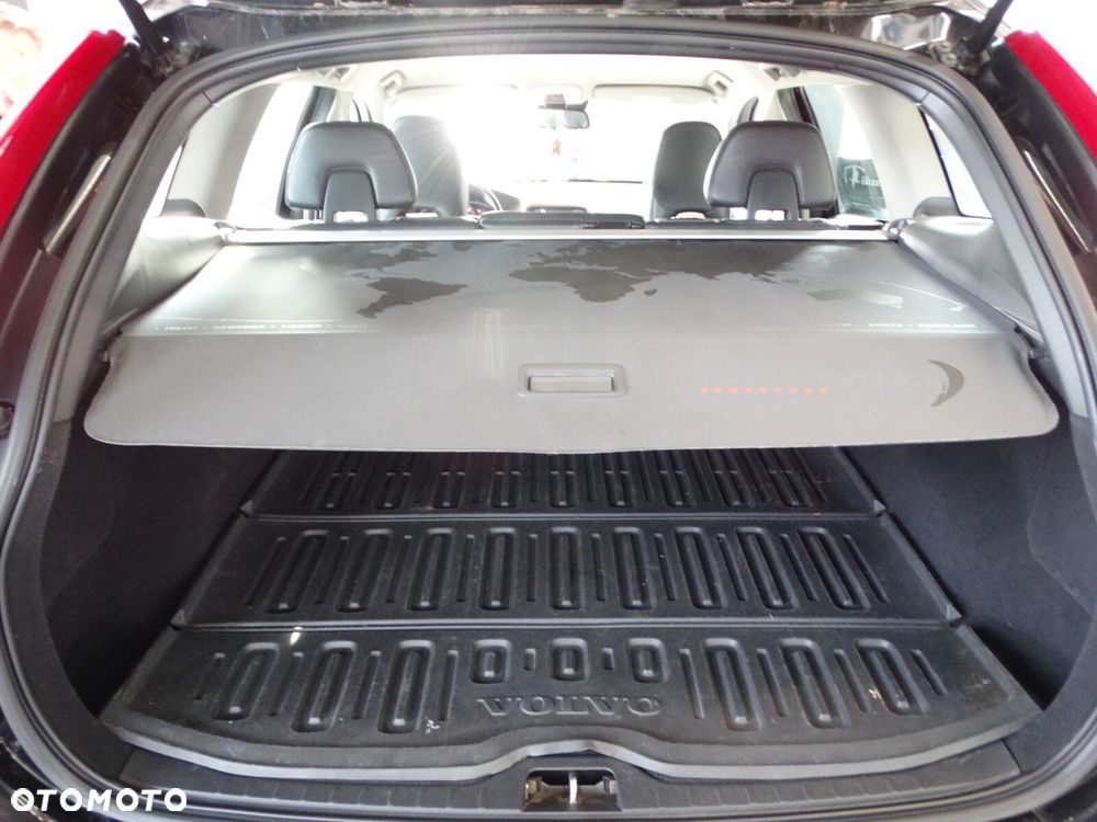 Volvo XC 60 - 30