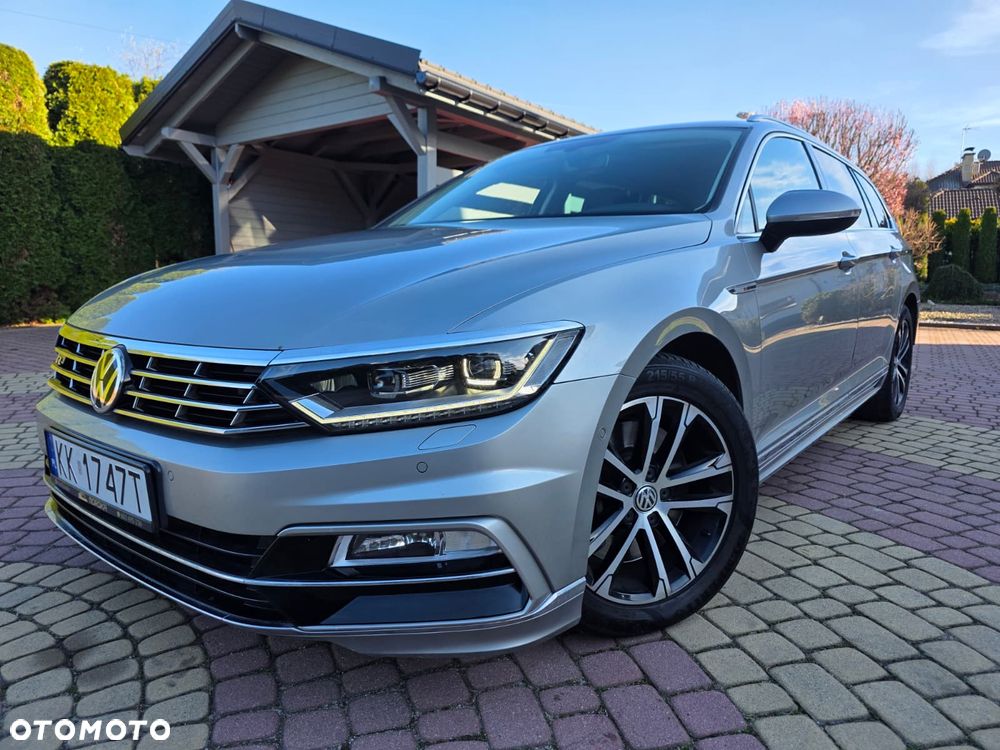 Volkswagen Passat 2.0 TDI Bi-Turbo BMT 4Mot Highline DSG - 9