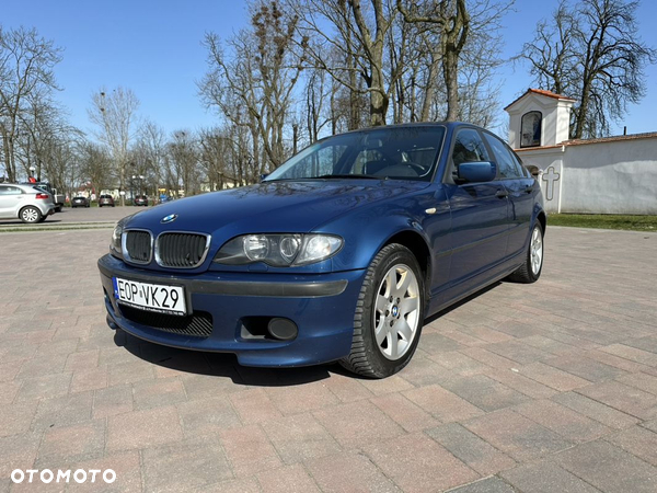 BMW Seria 3 318i